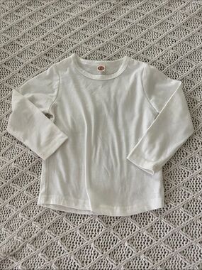 Source Unknown White Long-Sleeve Kids Tee